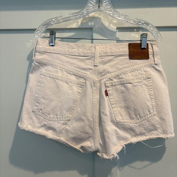 Levis 501 Original Shorts 32 White Denim‎ Distressed Button Fly Frayed Hem Big E - Picture 10 of 16